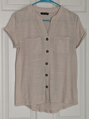Cable & Gauge Beige Short Sleeve Button Top Textured Knit Pockets Women's Small